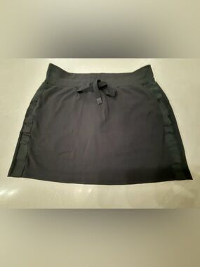 Athleta Black Mini Skort with Waist Tie, Side Pockets, Back Zipper Pocket, M